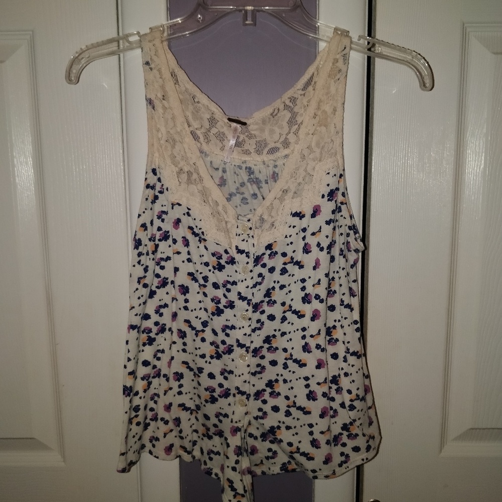 Poof Tank Top Nwot